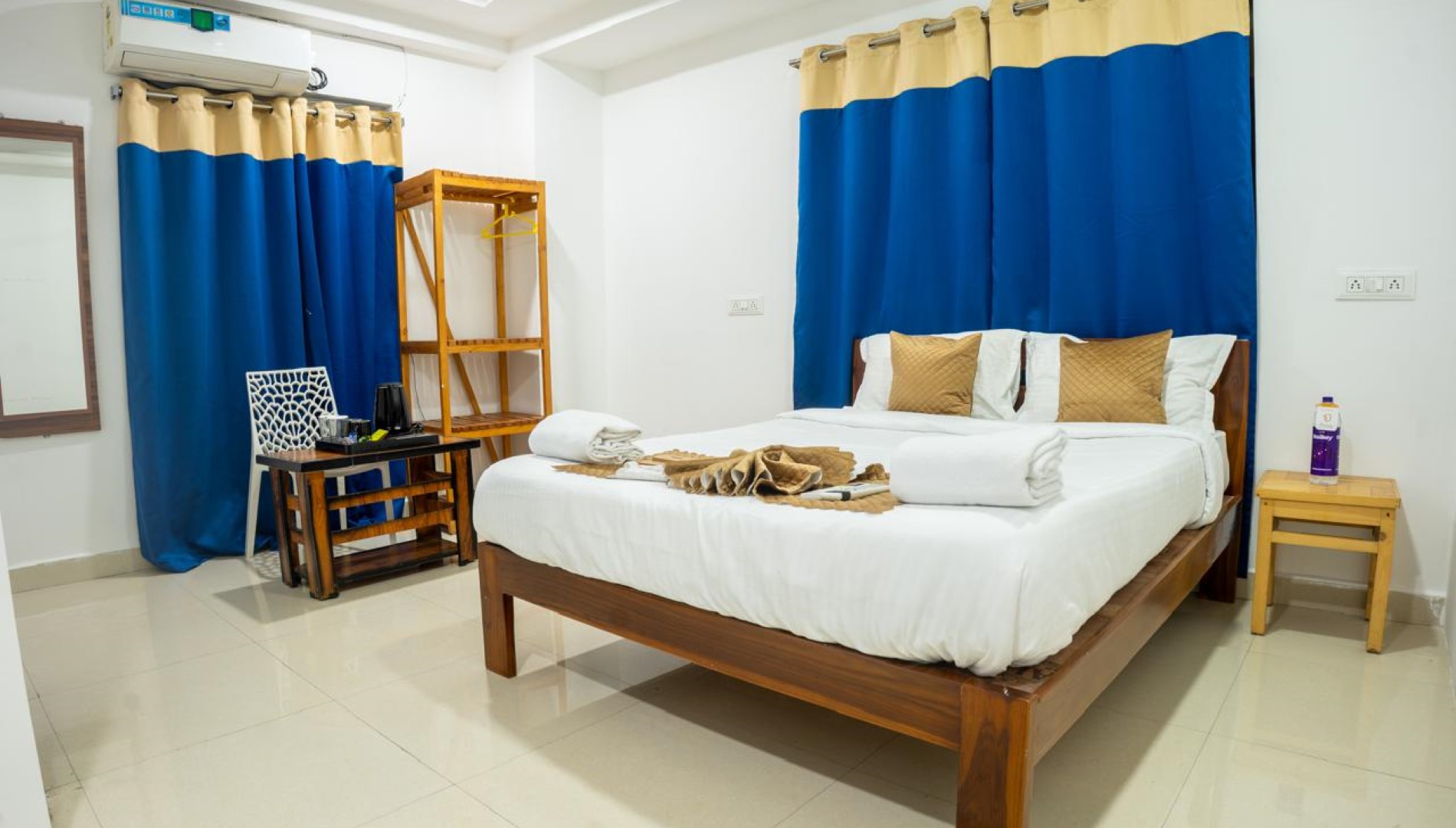 Shanbhag Hotel Slider 1